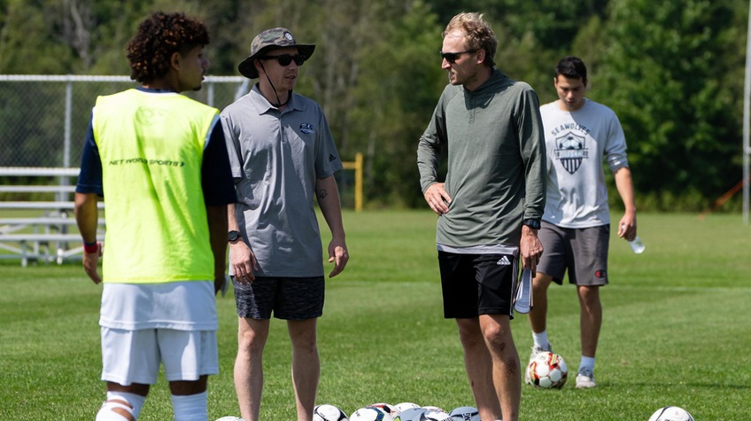 Amory Houghton steps down from men&rsquo;s soccer program